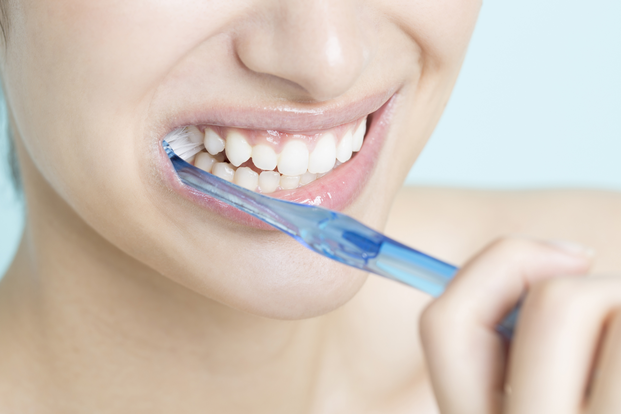 インビザライン矯正中に虫歯にならないための予防方法を解説